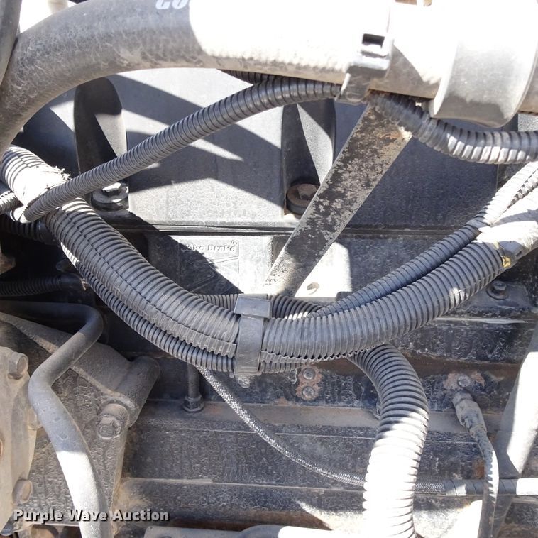 image for item GC9164 2007 Peterbilt 378 fuel truck