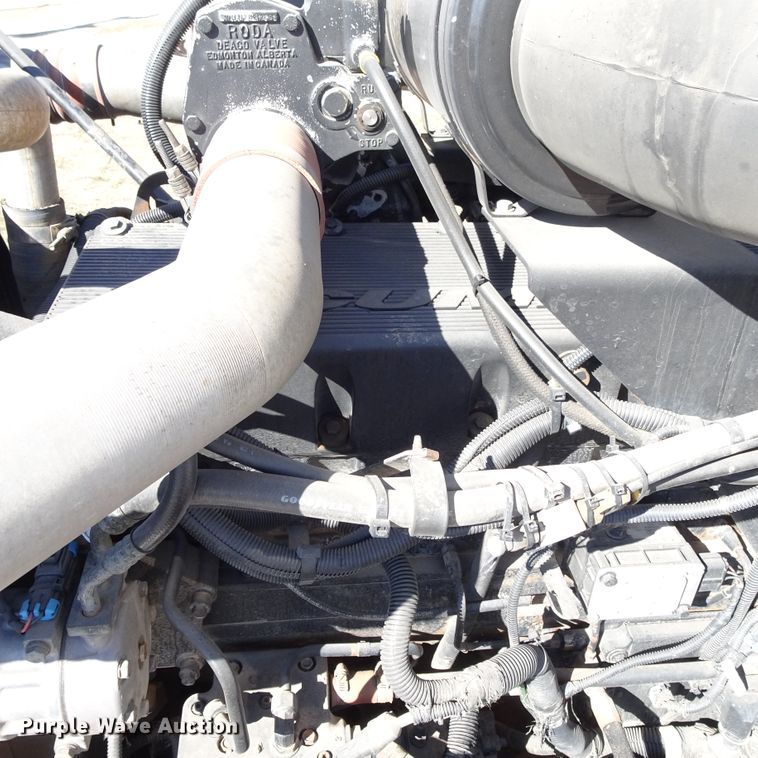 image for item GC9164 2007 Peterbilt 378 fuel truck