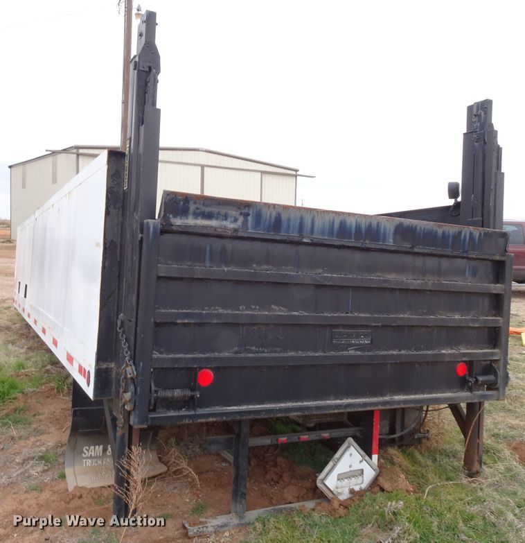 image for item GC9174 Waltco 373BT oil delivery bed