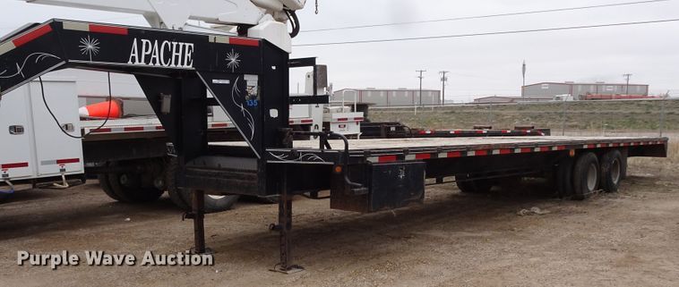image for item GC9183 2008 Apache equipment trailer