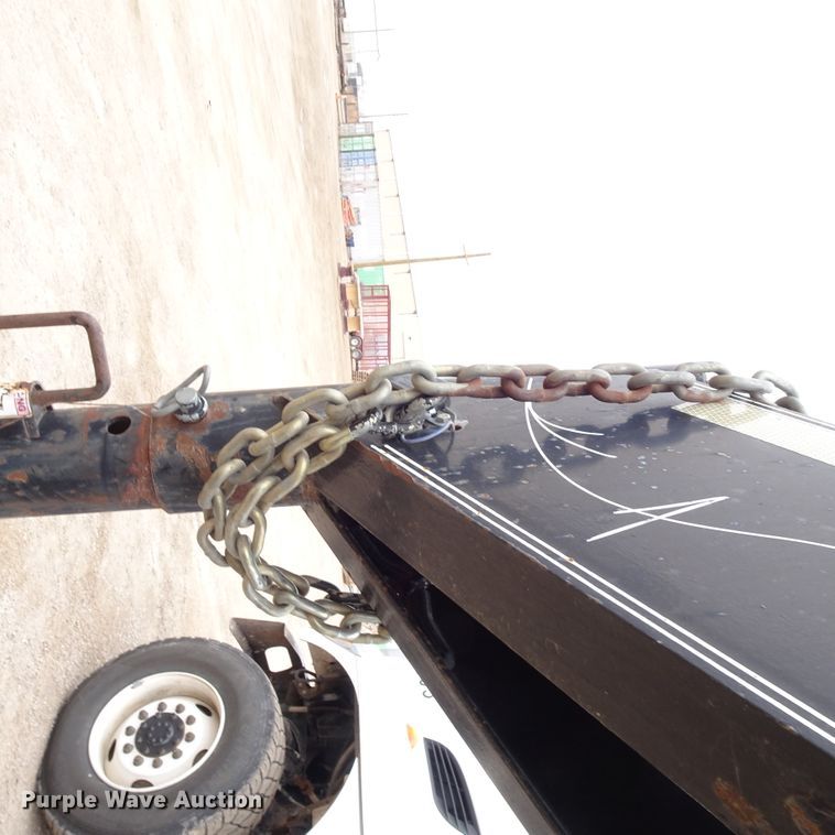 image for item GC9183 2008 Apache equipment trailer