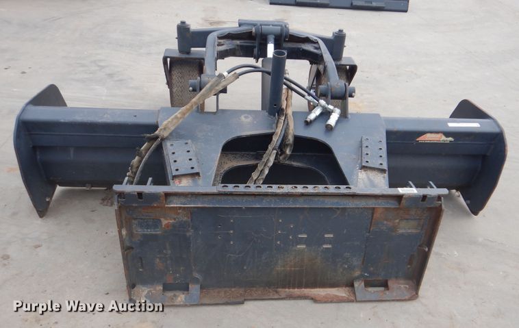 image for item GD9178 2009 Bobcat skid steer box blade