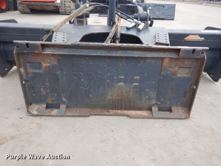 image for item GD9178 2009 Bobcat skid steer box blade