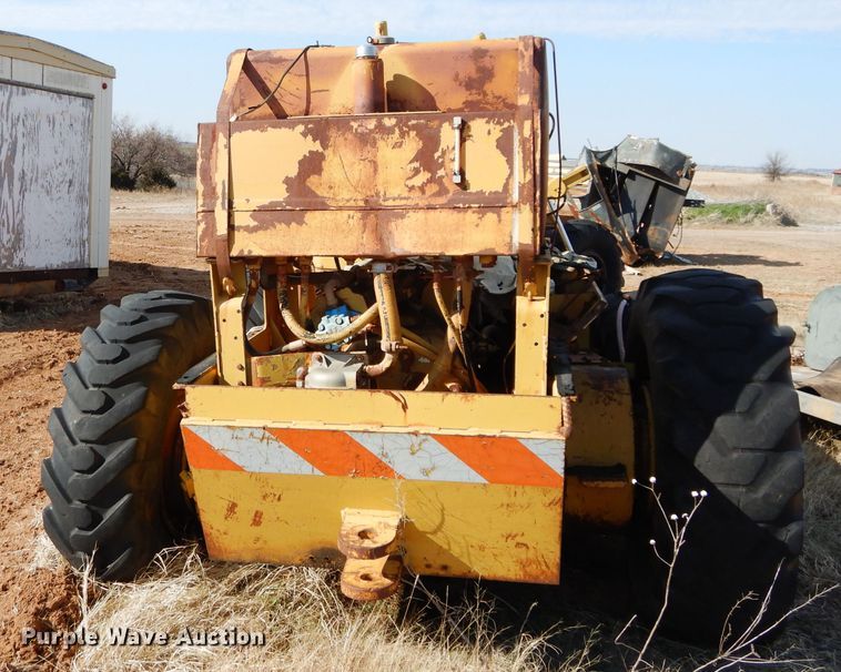 image for item GE9160 Dresser motor grader