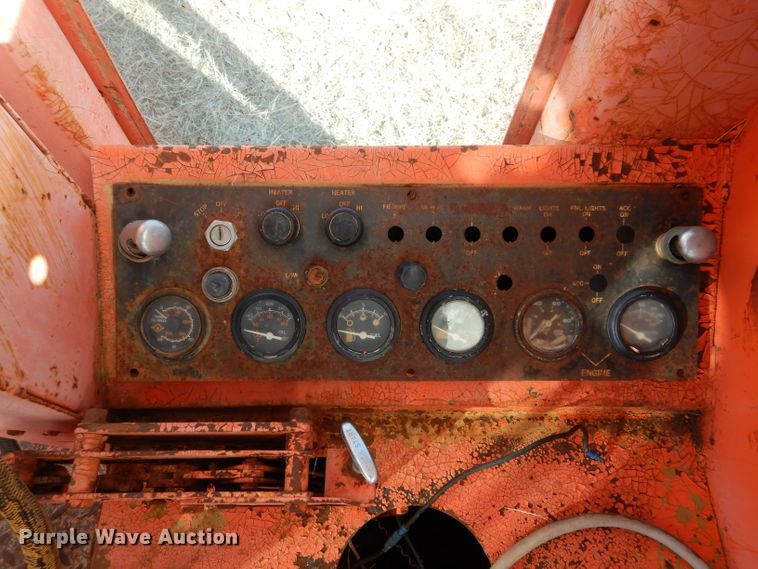 image for item GE9160 Dresser motor grader