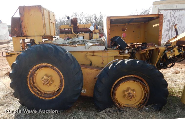 image for item GE9160 Dresser motor grader