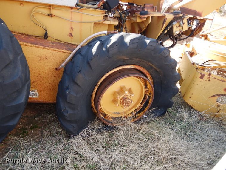 image for item GE9160 Dresser motor grader