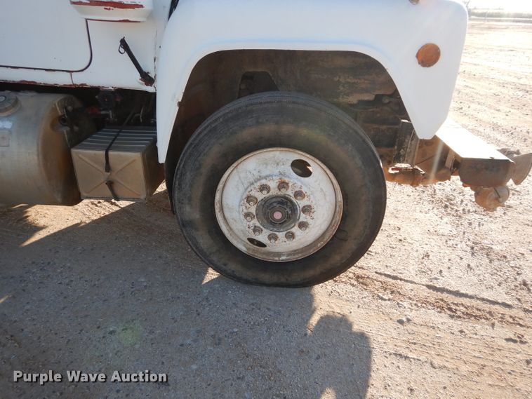 image for item GE9168 1989 Mack R688ST water truck