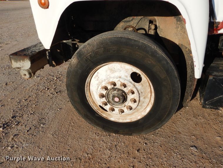 image for item GE9168 1989 Mack R688ST water truck