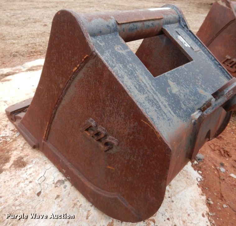 image for item GE9193 TAG excavator bucket