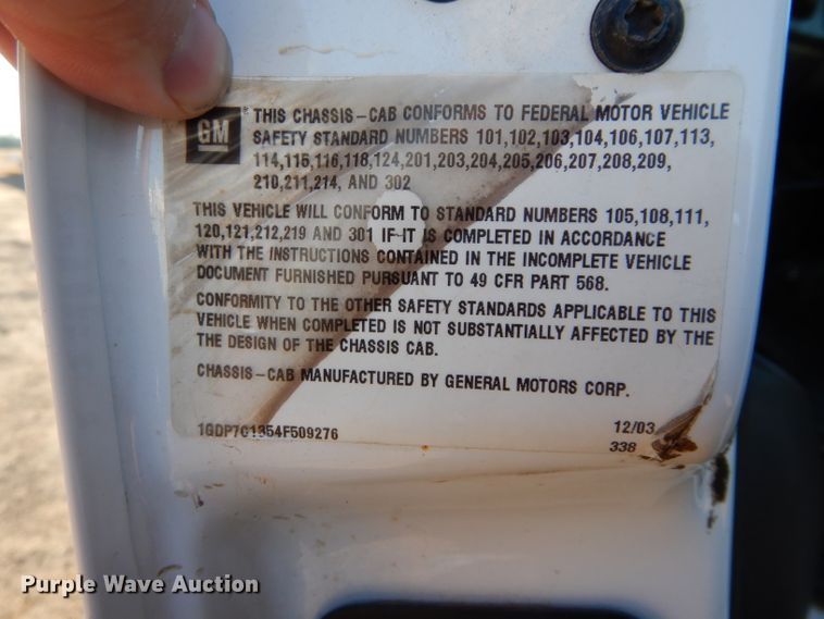 image for item GE9237 2004 GMC C7500 dump truck