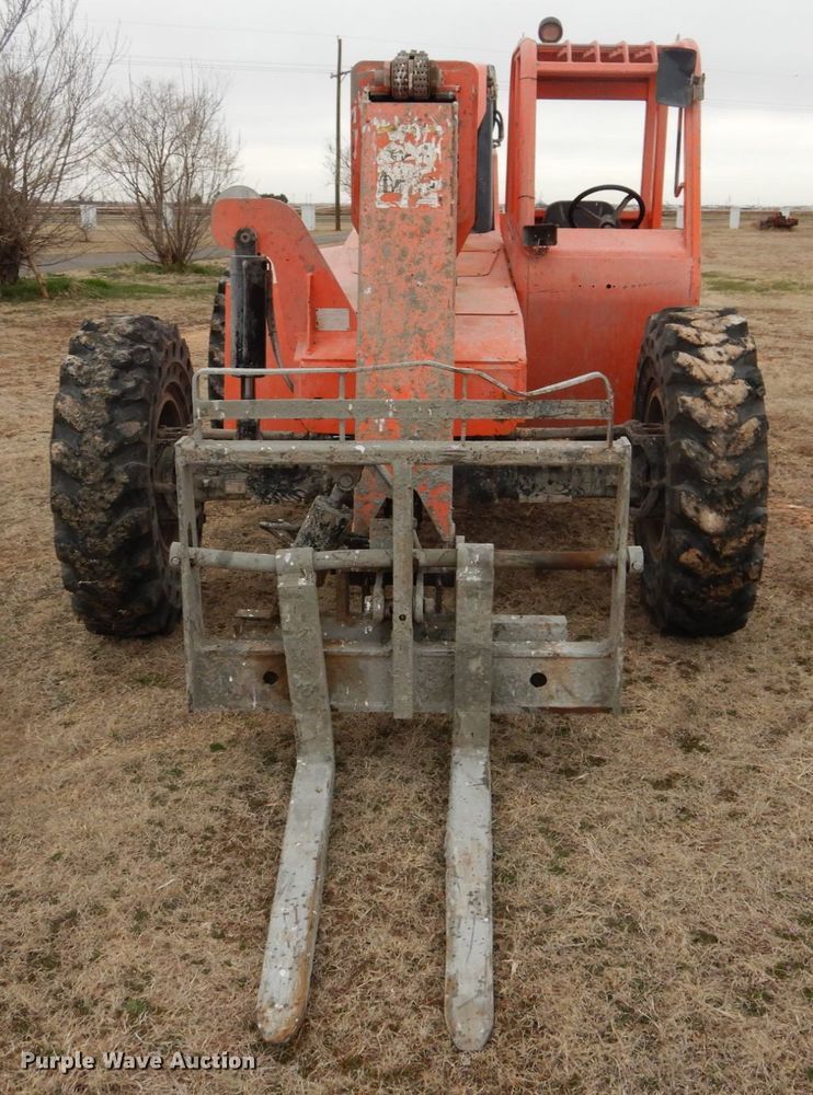 image for item GE9279 2007 Sky Trak 8042  telehandler