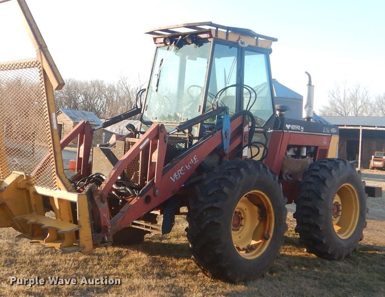 image for item GG9657 Ford 276 Versatile bi-directional 4WD tractor