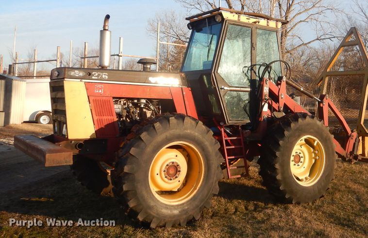 image for item GG9657 Ford 276 Versatile bi-directional 4WD tractor