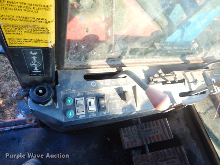 image for item GG9657 Ford 276 Versatile bi-directional 4WD tractor