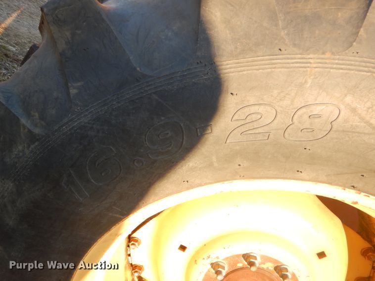 image for item GG9657 Ford 276 Versatile bi-directional 4WD tractor