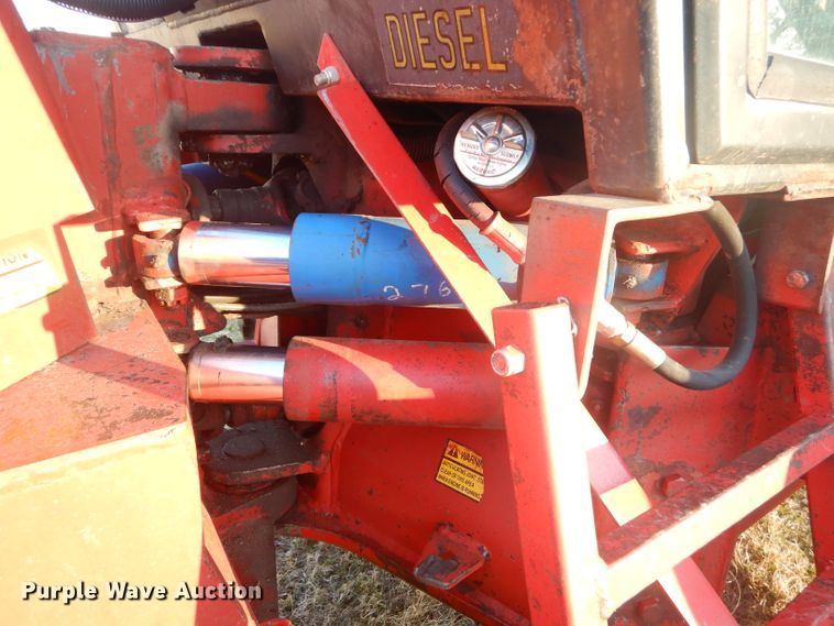 image for item GG9657 Ford 276 Versatile bi-directional 4WD tractor