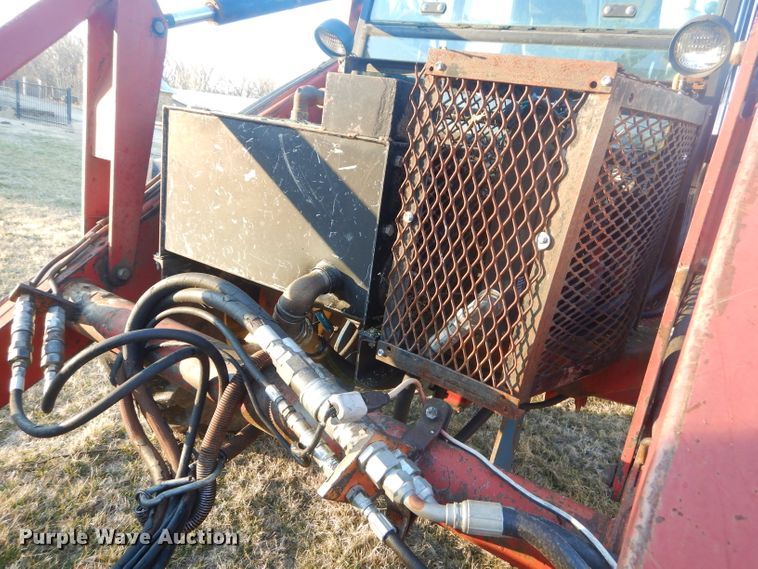 image for item GG9657 Ford 276 Versatile bi-directional 4WD tractor