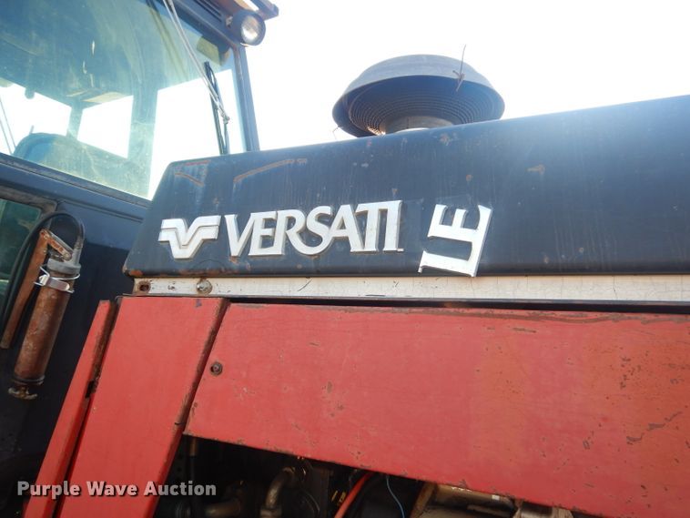 image for item GG9657 Ford 276 Versatile bi-directional 4WD tractor