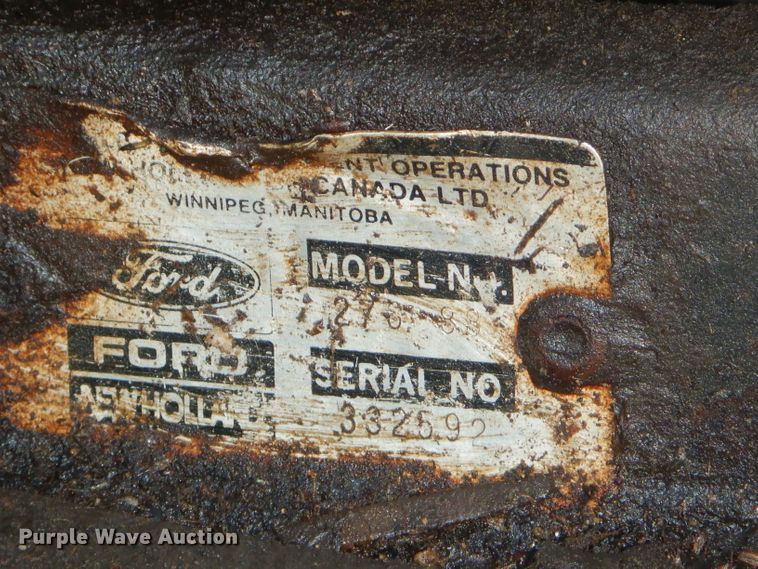 image for item GG9657 Ford 276 Versatile bi-directional 4WD tractor