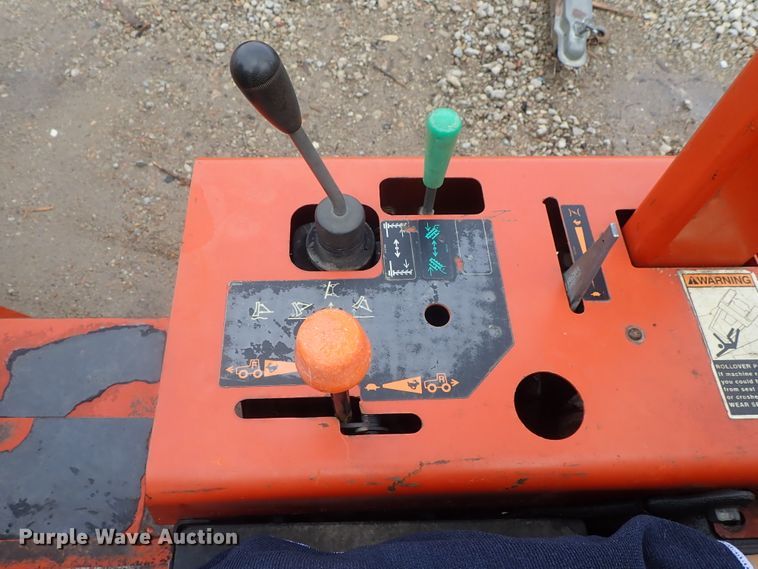 image for item GN9621 2006 Ditch Witch RT40 trencher