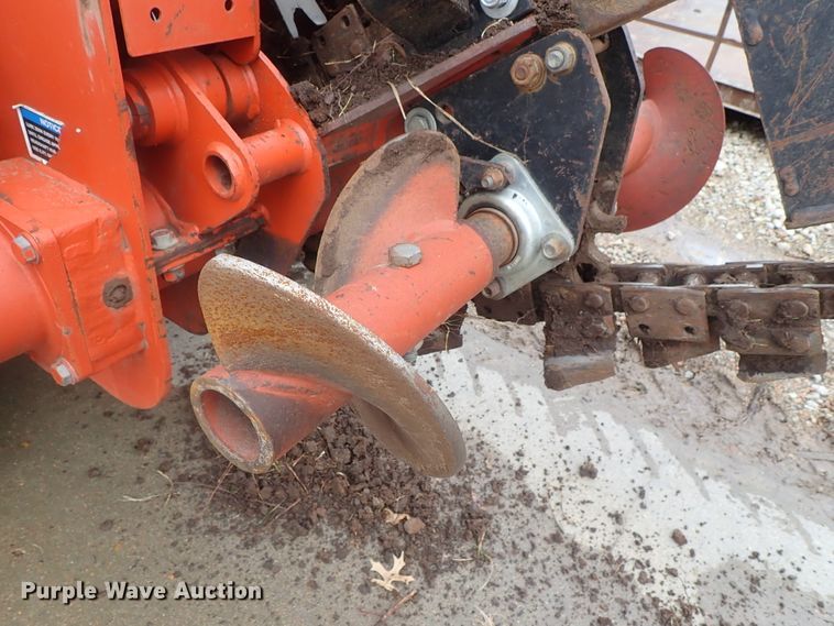 image for item GN9621 2006 Ditch Witch RT40 trencher