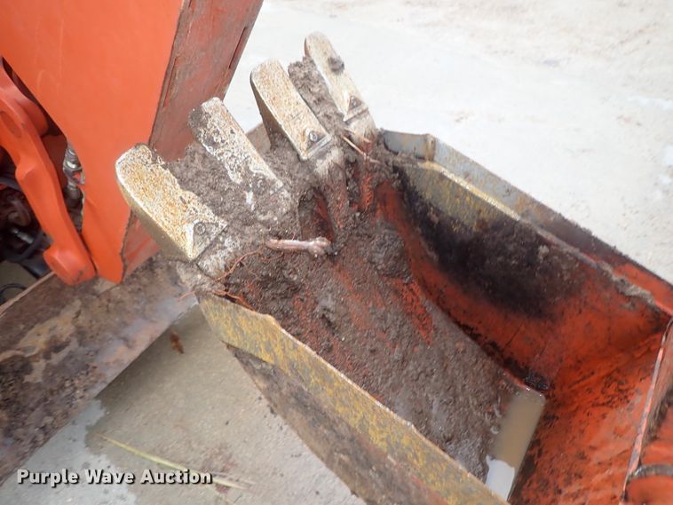 image for item GN9621 2006 Ditch Witch RT40 trencher