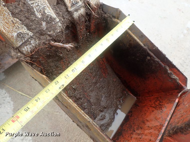 image for item GN9621 2006 Ditch Witch RT40 trencher