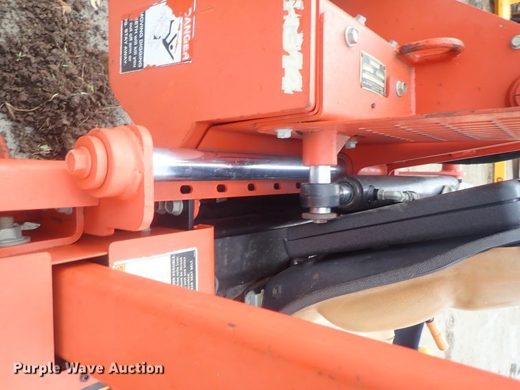 image for item GN9621 2006 Ditch Witch RT40 trencher