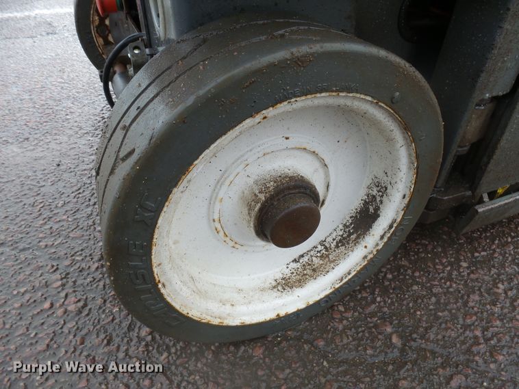 image for item GV9753 2018 Sky Jack SJIII 3219 scissor lift