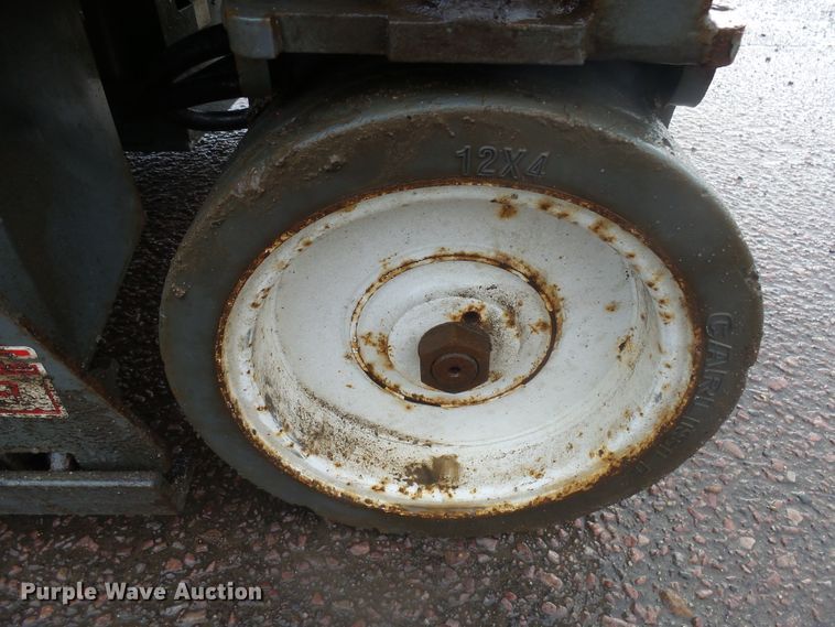 image for item GV9753 2018 Sky Jack SJIII 3219 scissor lift