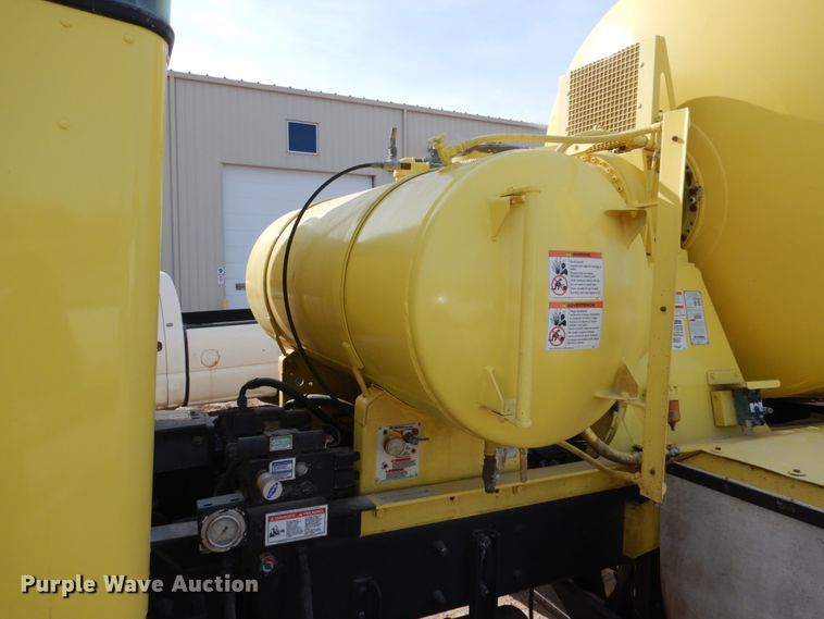 image for item GW9468 2004 Kenworth W900 ready mix truck