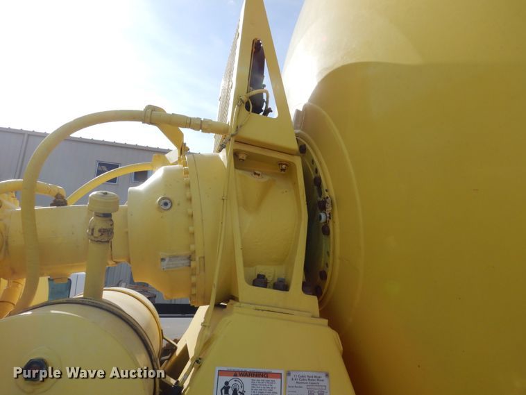 image for item GW9468 2004 Kenworth W900 ready mix truck