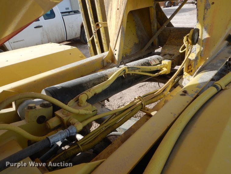 image for item GW9468 2004 Kenworth W900 ready mix truck