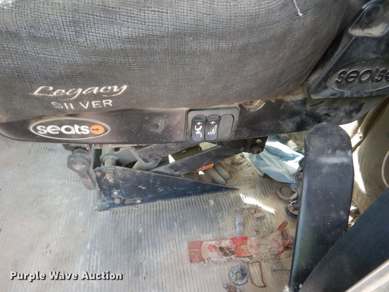 image for item GW9468 2004 Kenworth W900 ready mix truck