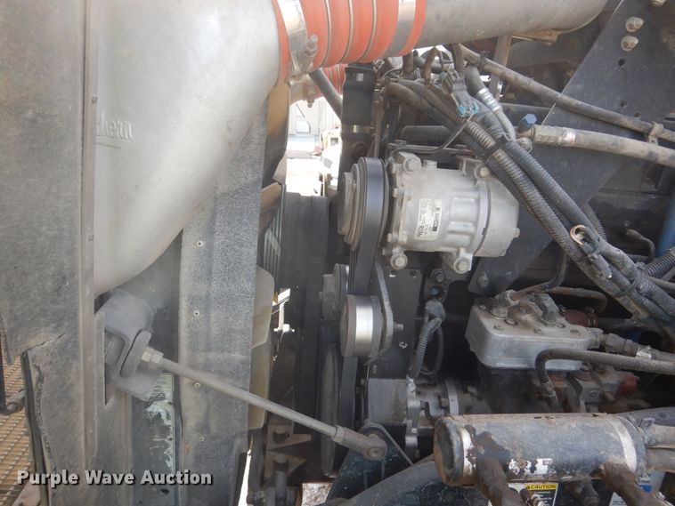 image for item GW9468 2004 Kenworth W900 ready mix truck