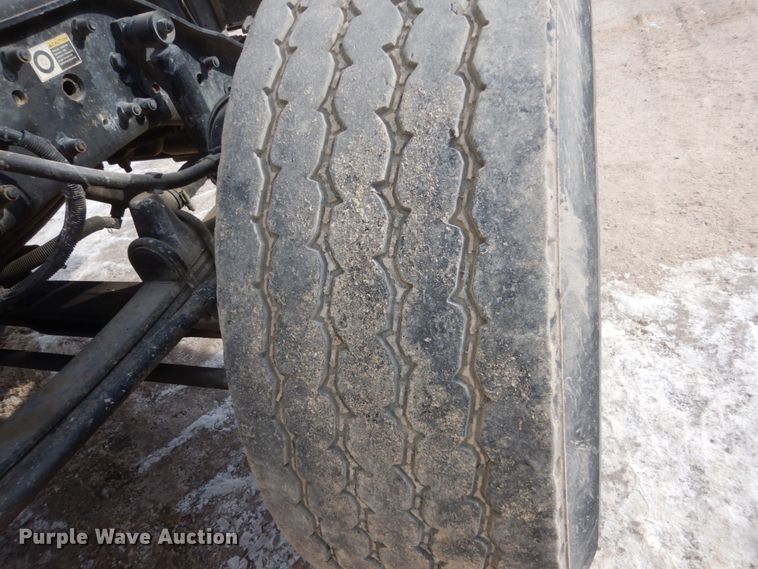 image for item GW9468 2004 Kenworth W900 ready mix truck