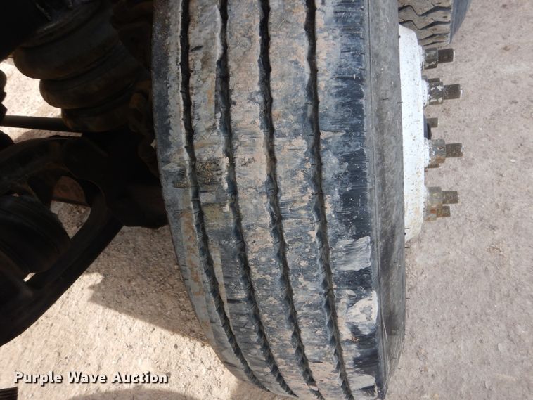 image for item GW9468 2004 Kenworth W900 ready mix truck