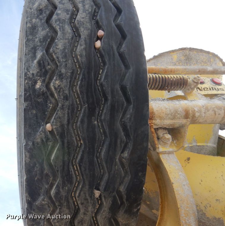 image for item GW9468 2004 Kenworth W900 ready mix truck