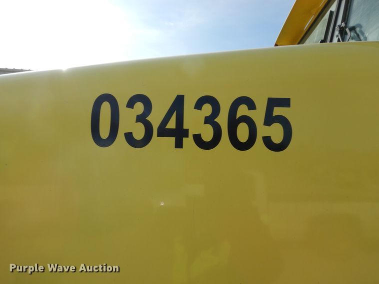 image for item GW9468 2004 Kenworth W900 ready mix truck