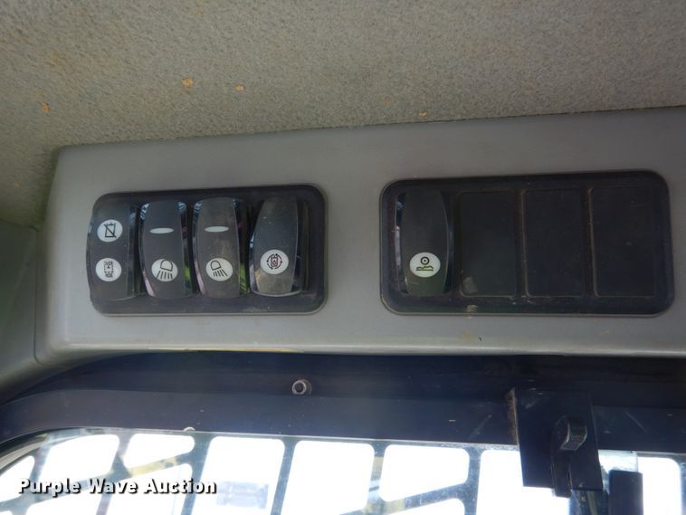 image for item GW9475 Caterpillar 259D skid steer