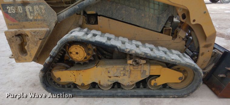 image for item GW9475 Caterpillar 259D skid steer
