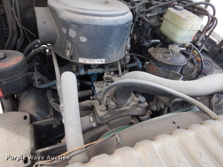 image for item GW9476 1986 Ford F800 dump truck