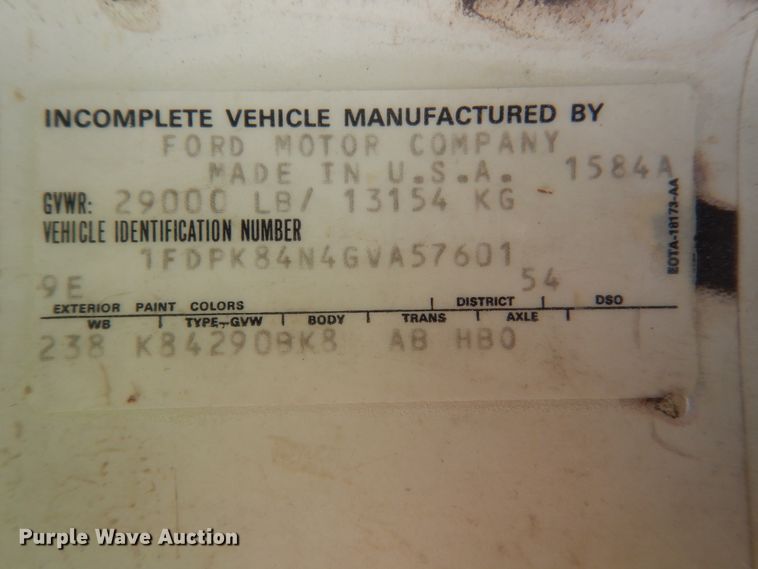 image for item GW9476 1986 Ford F800 dump truck