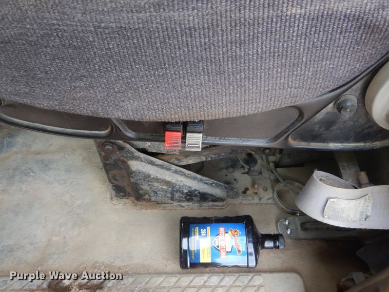 image for item GW9477 1998 Ford LNT8000 dump truck