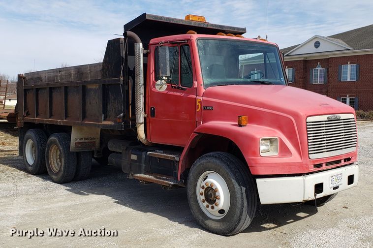 image for item L1432 1996 Freightliner FL106 dump truck