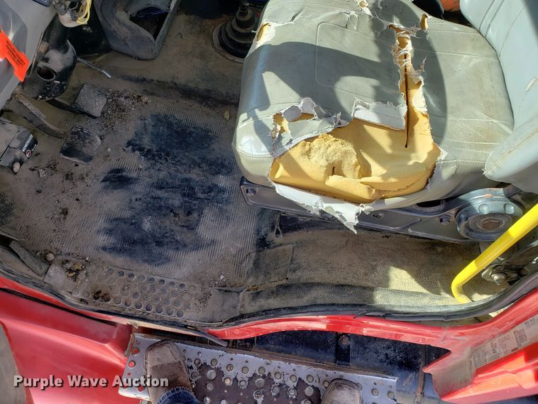 image for item L1432 1996 Freightliner FL106 dump truck