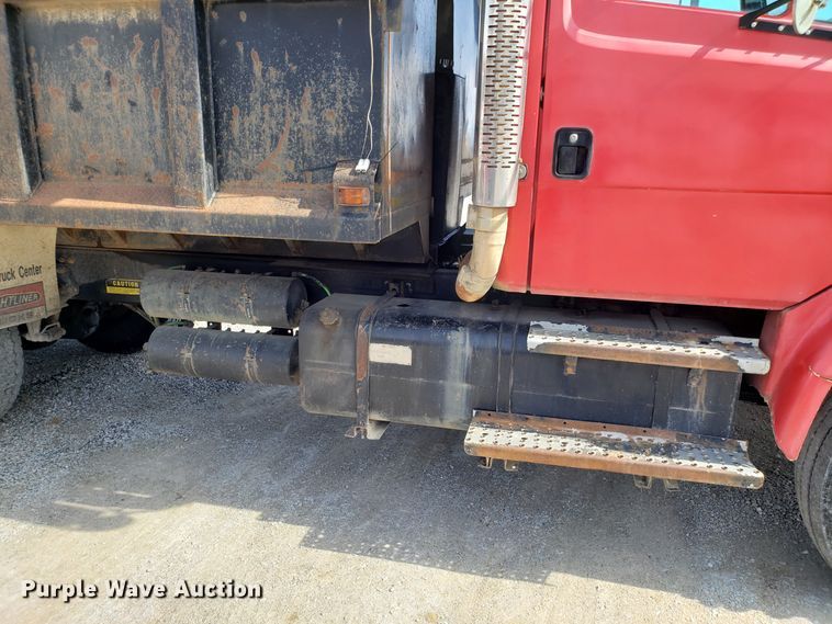 image for item L1432 1996 Freightliner FL106 dump truck