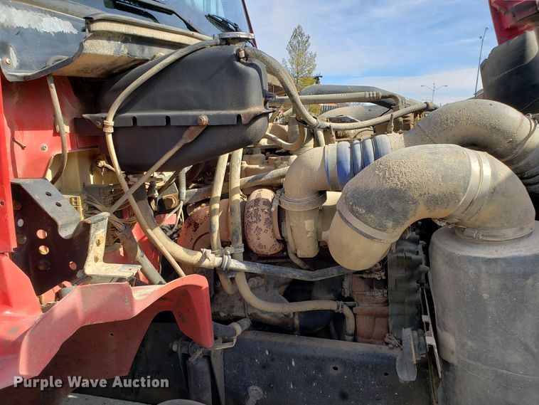 image for item L1432 1996 Freightliner FL106 dump truck