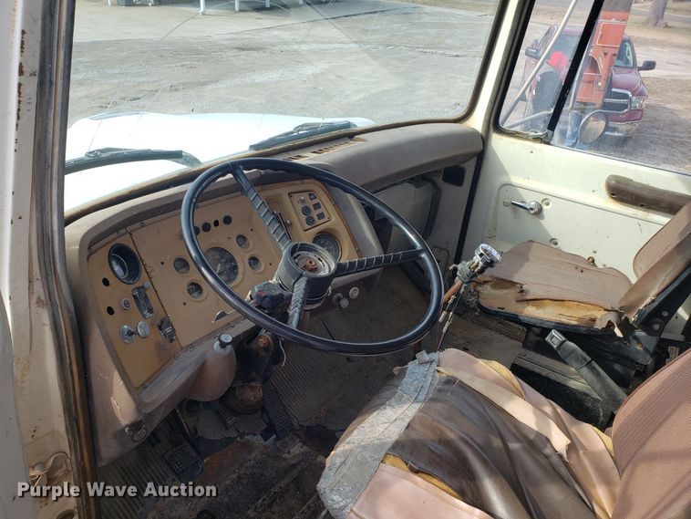 image for item L1435 1982 Ford 8000 dump truck